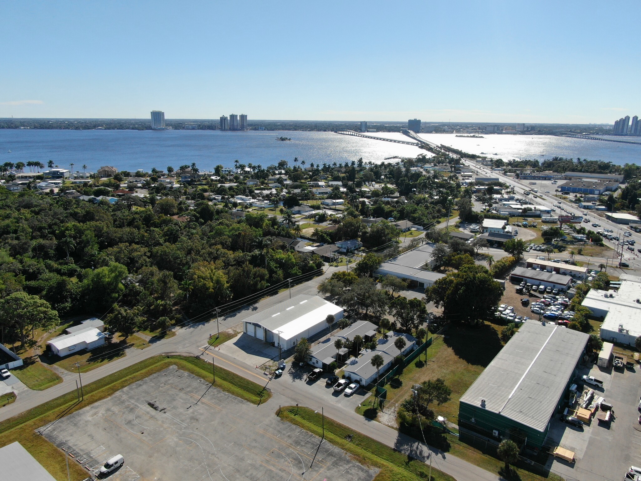 40 Willis Rd, North Fort Myers, FL for Sale