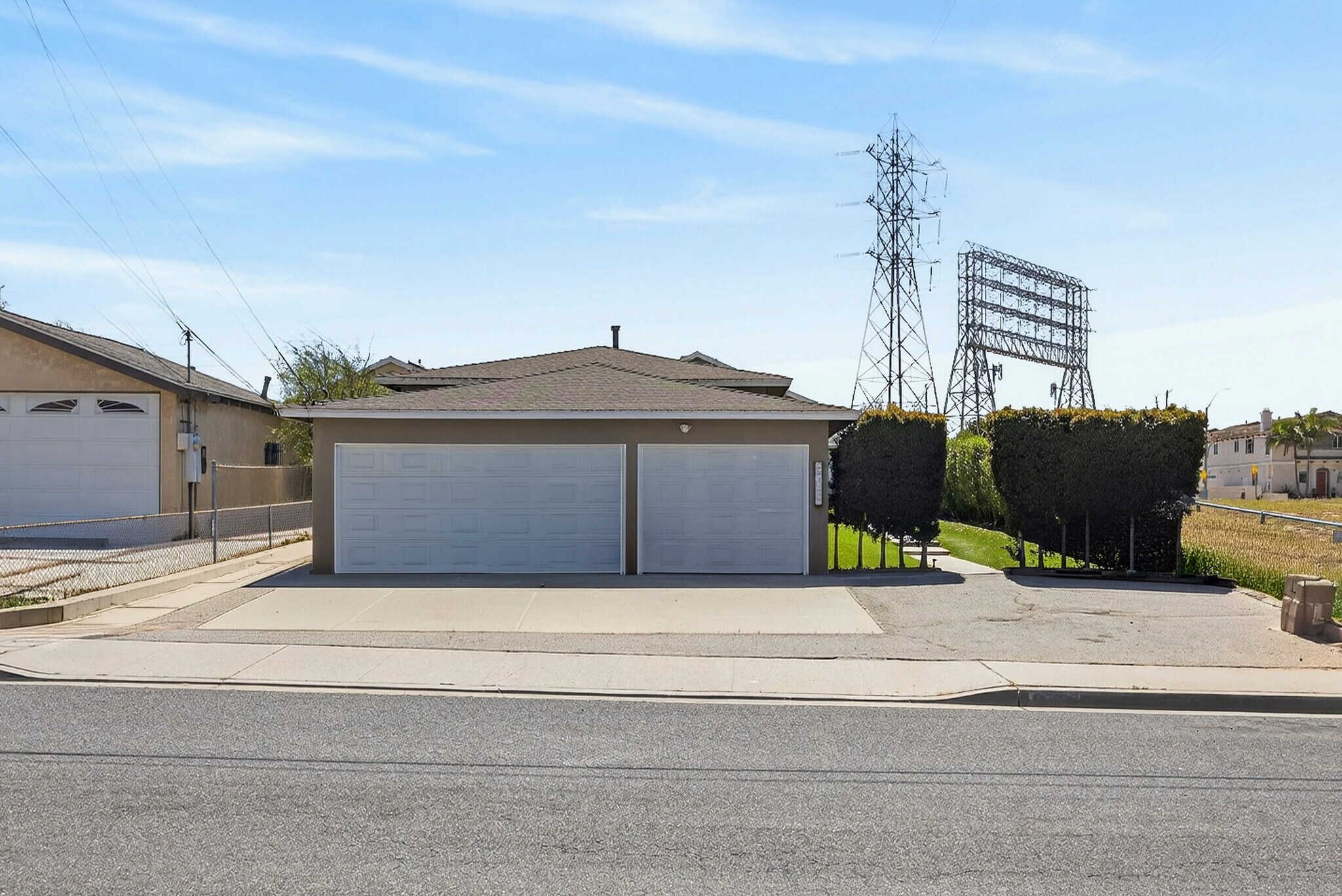 2510 Carnegie Ln, Redondo Beach, CA for Sale