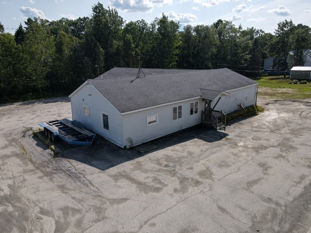 235 Hunnewell Ave, Pittsfield, ME for Sale