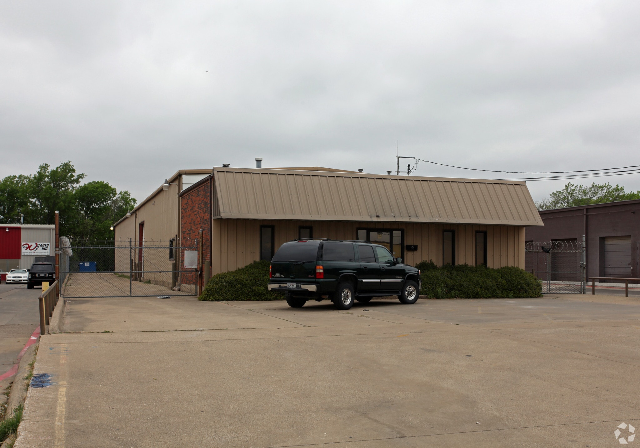 10917 Indian Trl, Dallas, TX for Rent