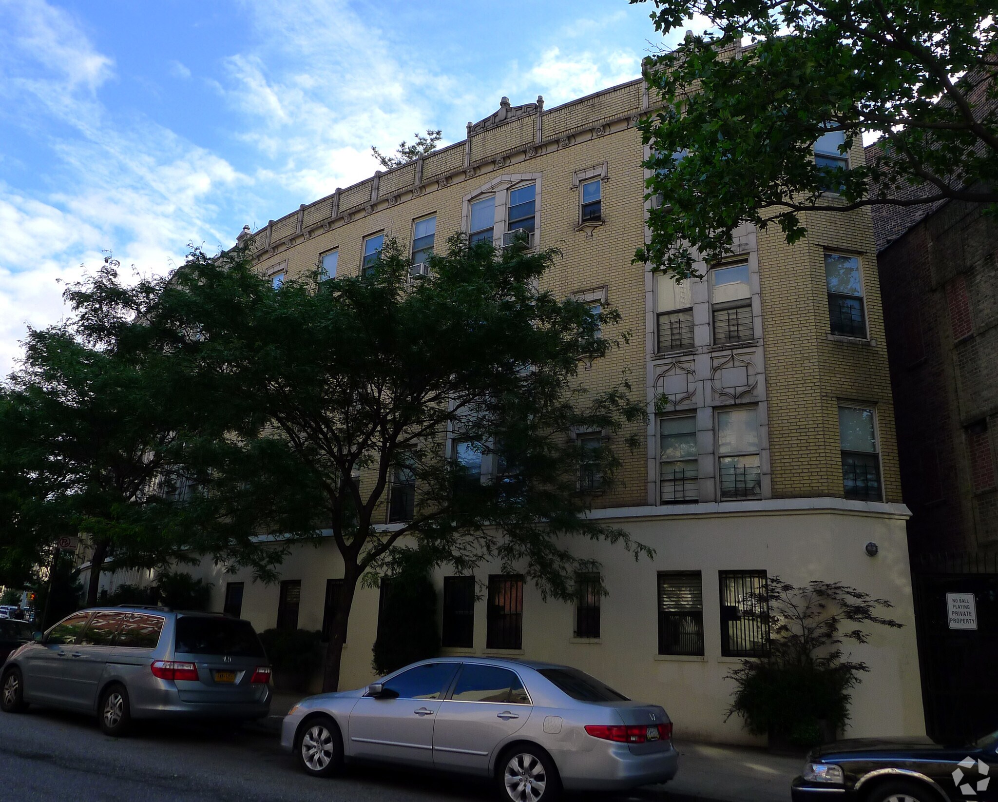 10 Fort Washington Ave, New York, NY for Rent