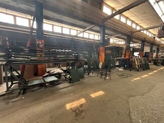 Chicago, IL Manufacturing - 5504 N Northwest Hwy Chicago, IL Manufacturing - 5504 N Northwest Hwy