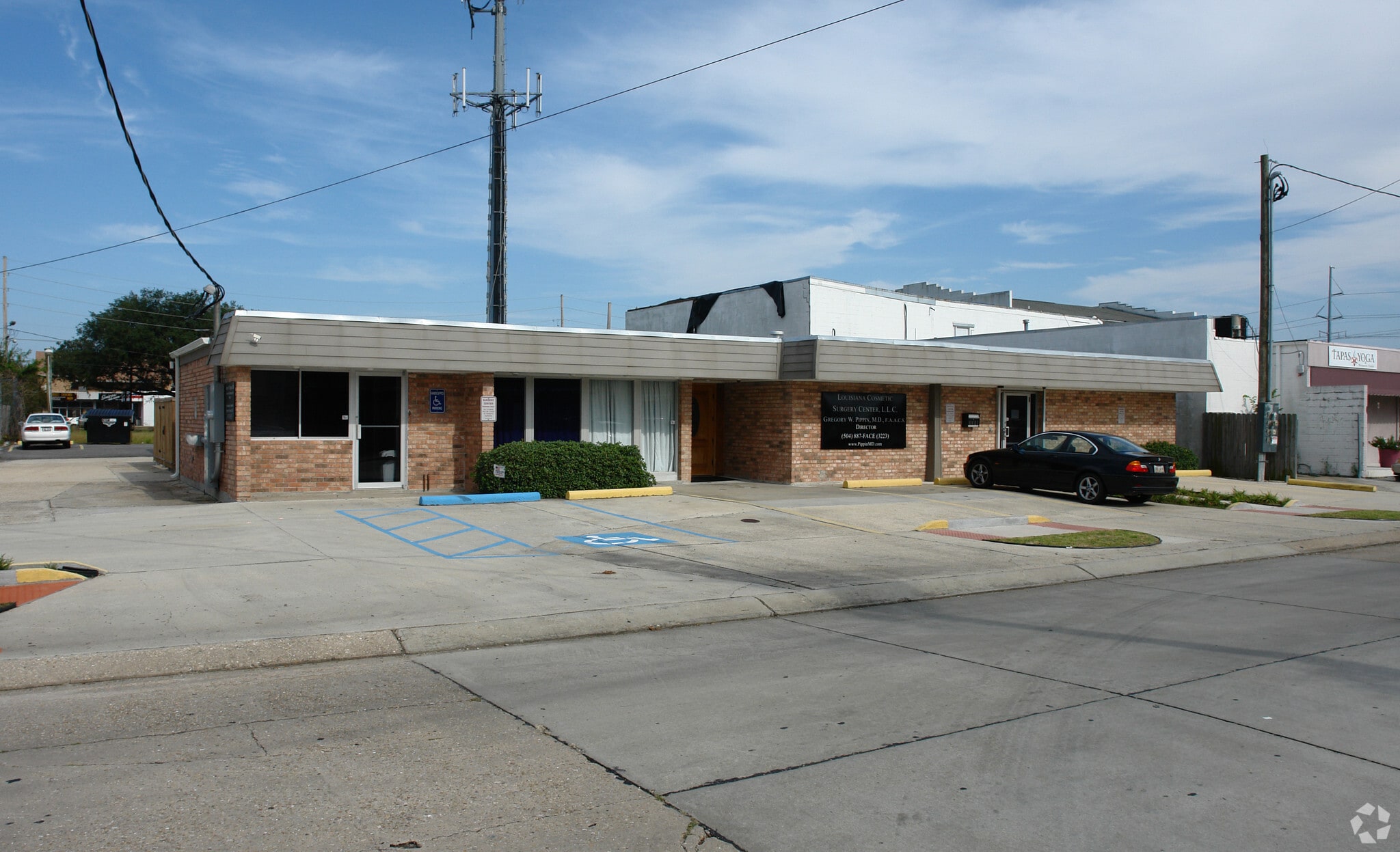 4421 Chastant St, Metairie, LA for Sale