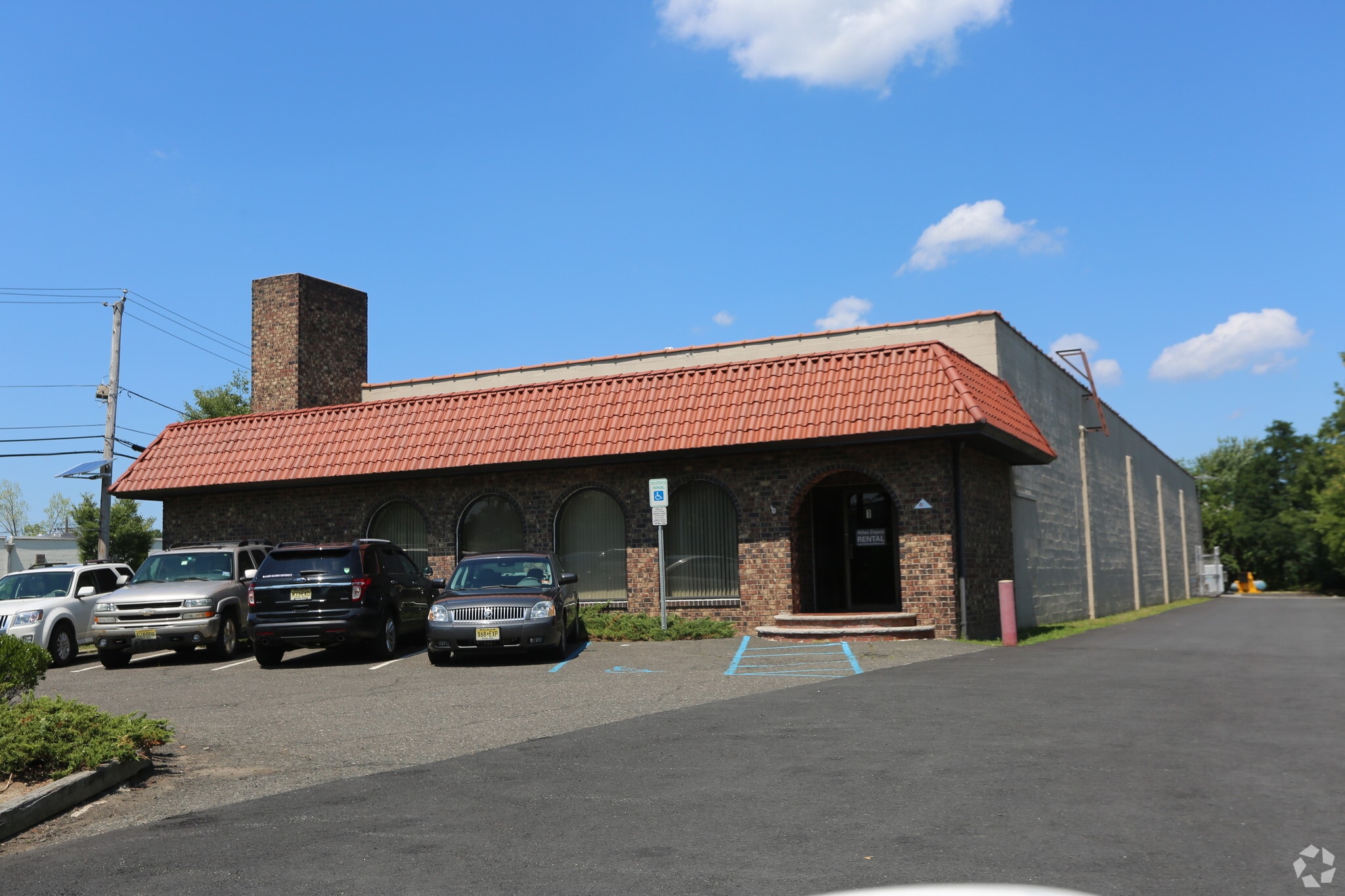 1 Oak Rd, Fairfield, NJ for Rent