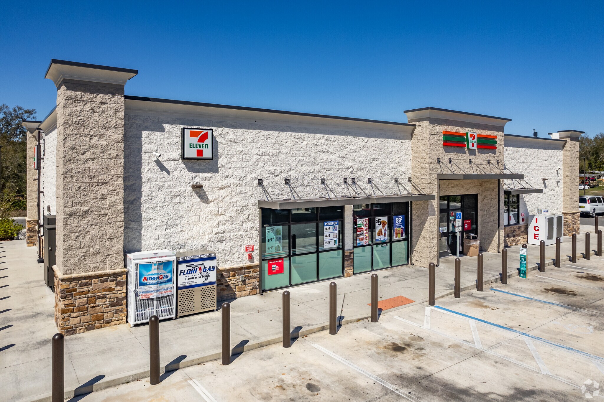 2058 US-441, Fruitland Park, FL for Sale