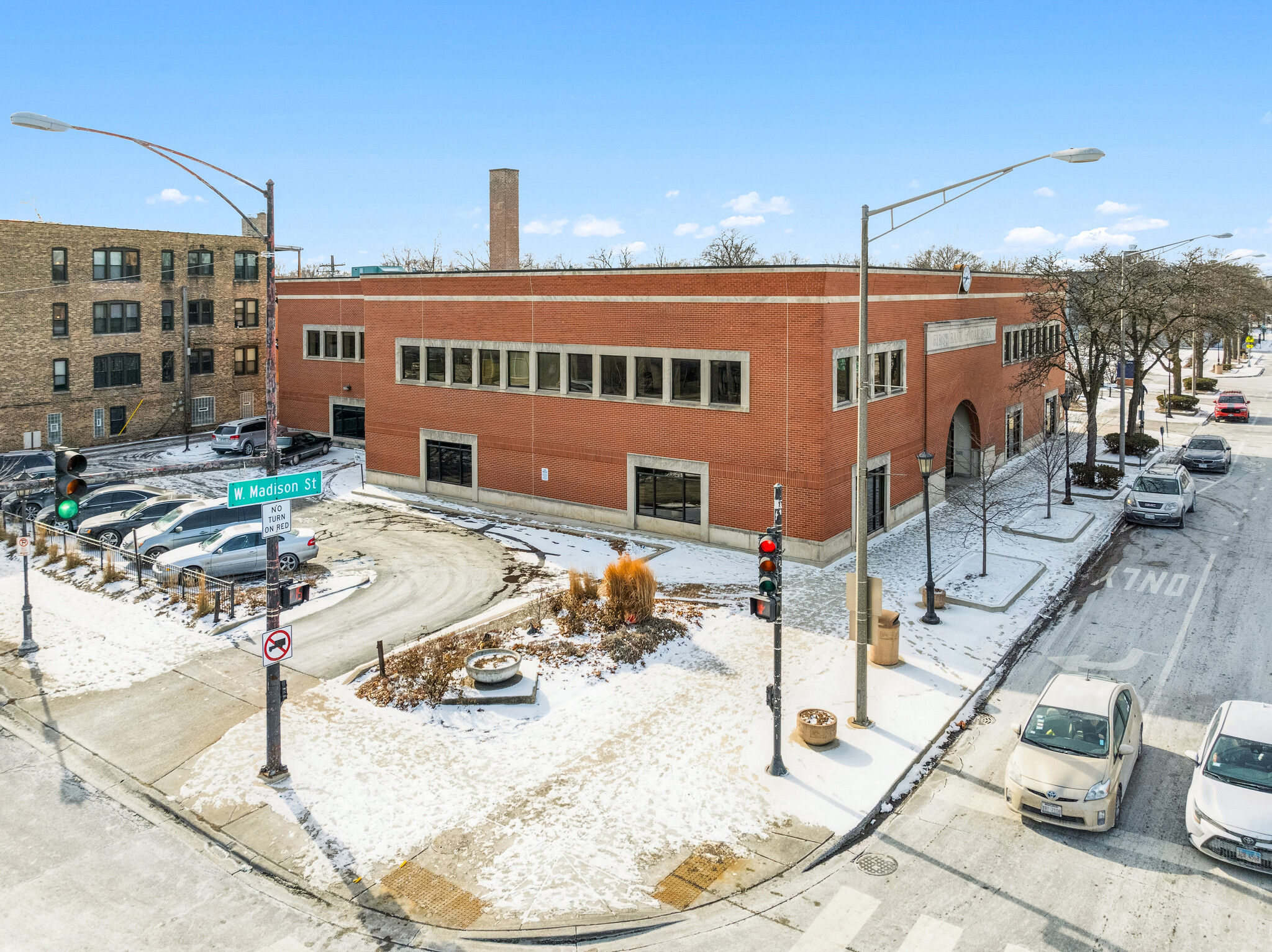 11 W Madison Ave, Oak Park, IL for Sale