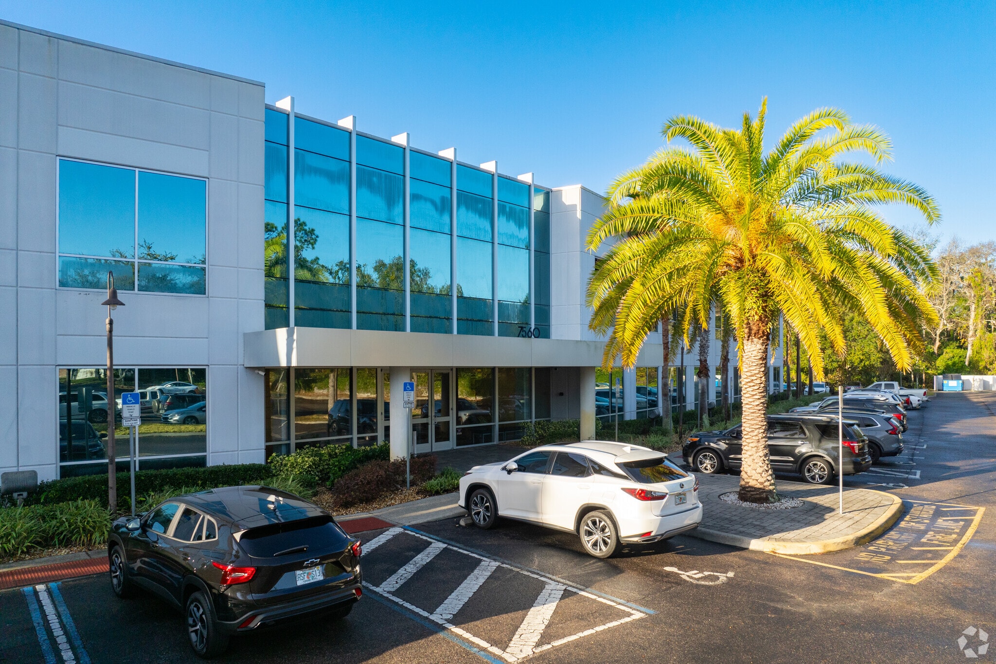 7560 Red Bug Lake Rd, Oviedo, FL for Sale