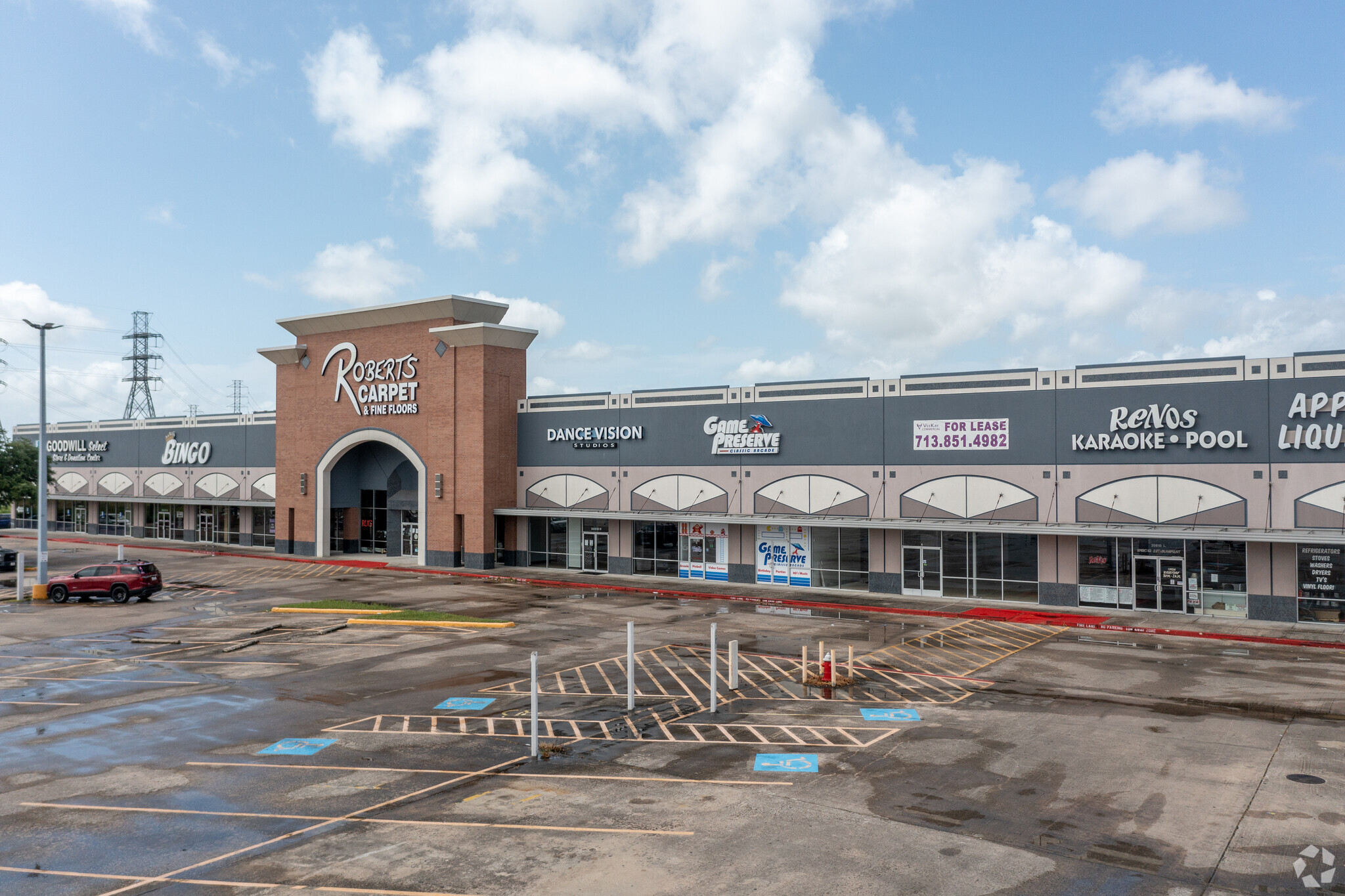 20810 Gulf Fwy Webster, TX 77598 Retail Property for Lease on