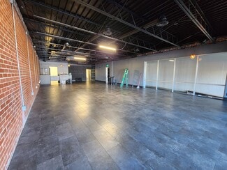 Springfield, MO Retail - 521 S Glenstone Ave