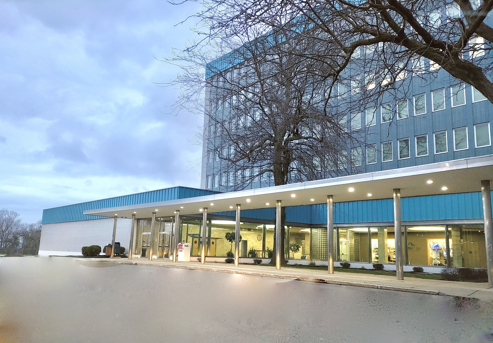 3556 Lake Shore Rd, Buffalo, NY for Rent