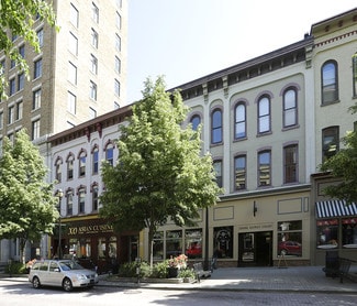 Grand Rapids, MI Retail - 52-54 Monroe Center St NW
