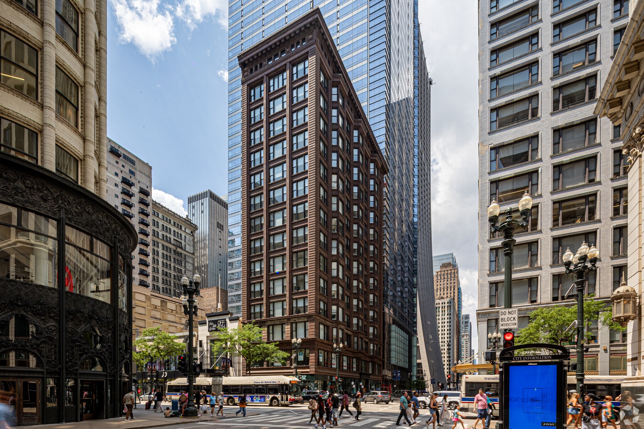 2 S State St, Chicago, IL for Rent