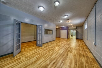 Knoxville, TN Retail - 5403 Western Ave