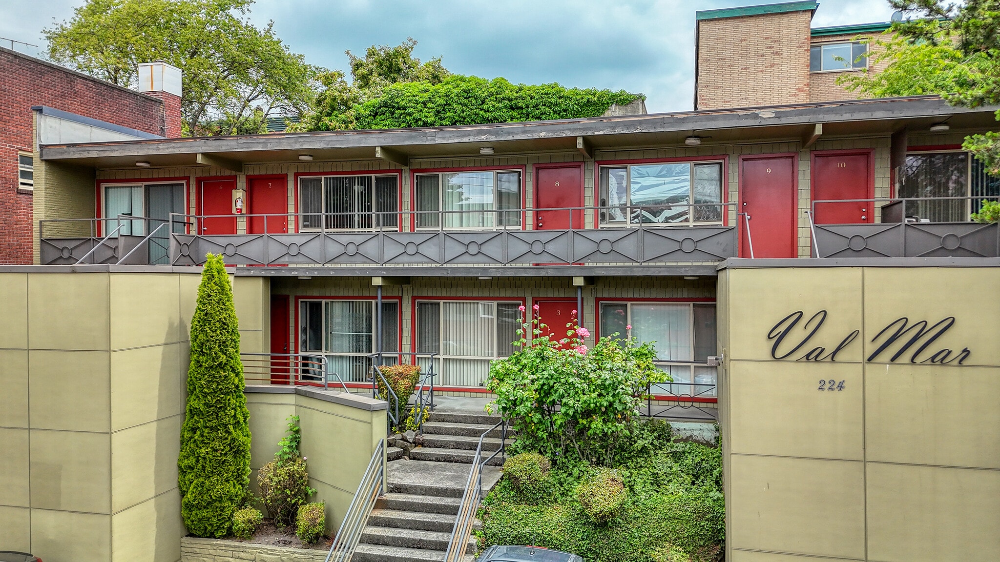 224 Bellevue Ave E, Seattle, WA for Sale
