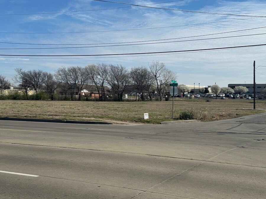 9707-9709 E 62nd St, Tulsa, OK for Sale