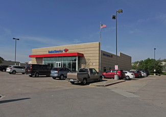 Arlington, TX Bank - 4220 W Green Oaks Blvd