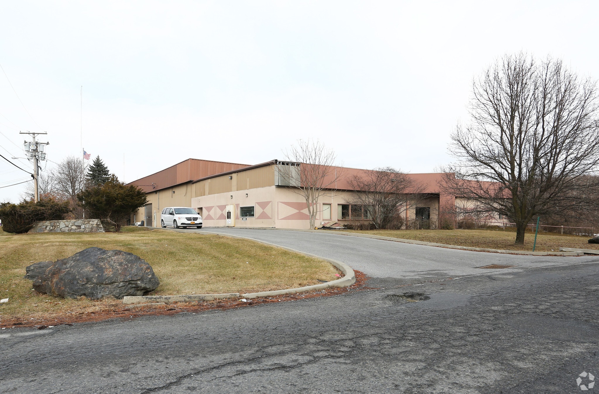 10-14 Tucker Dr, Poughkeepsie, NY for Rent