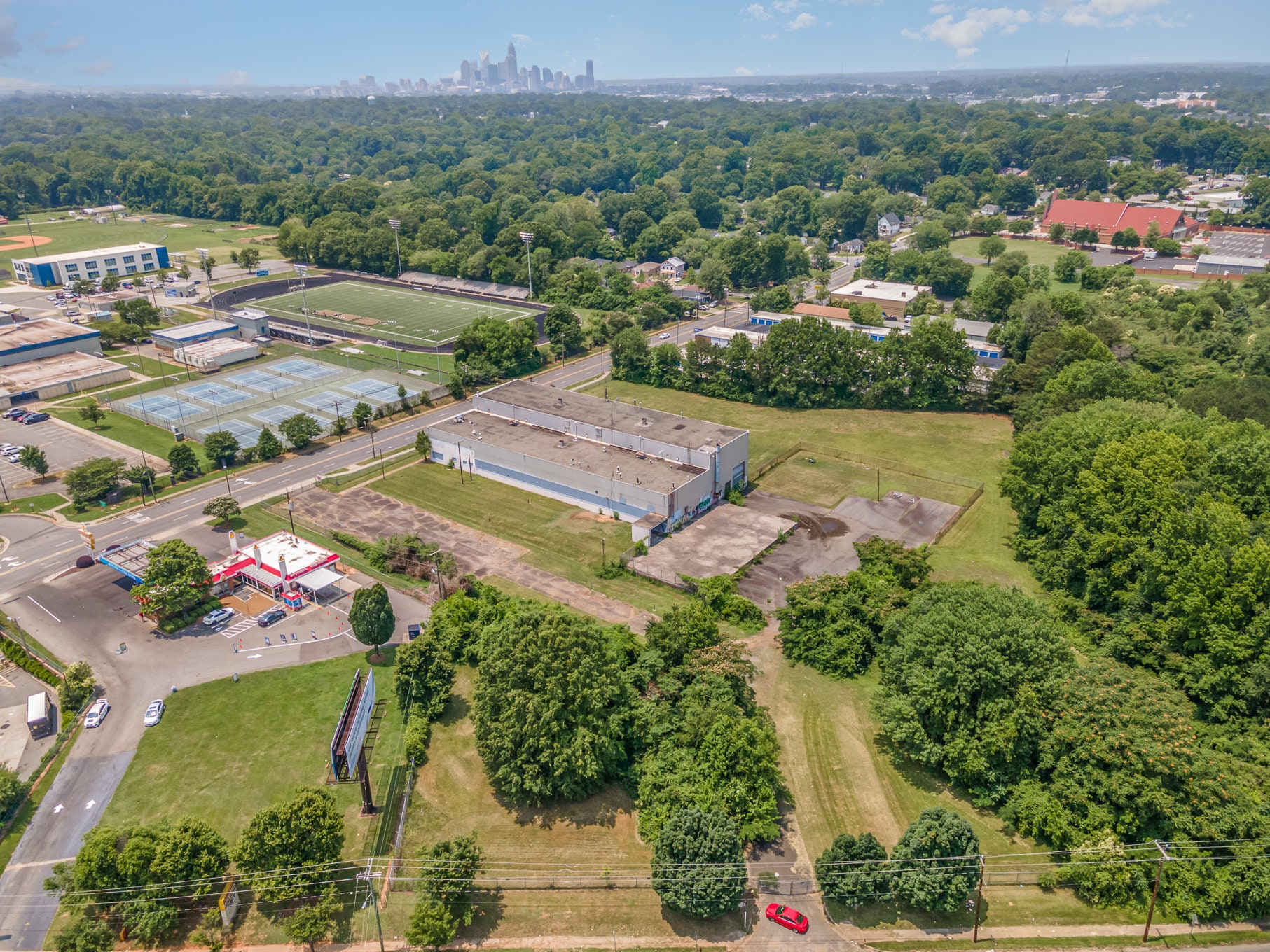 920 Eastway Dr, Charlotte, NC for Sale