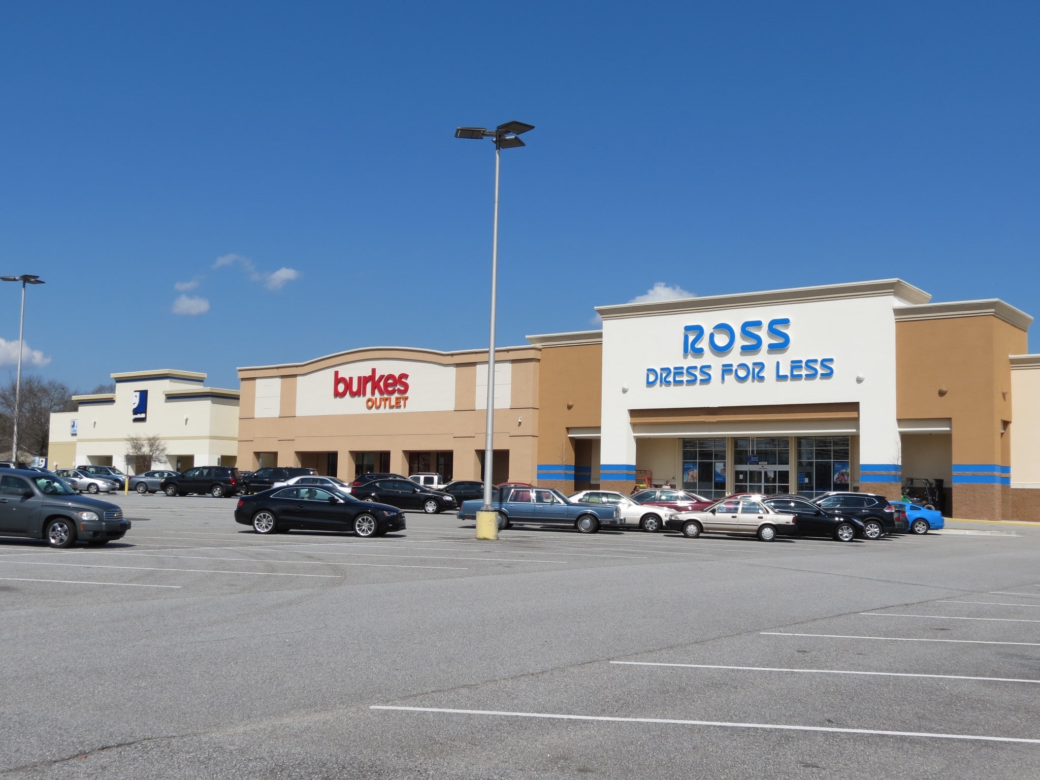 6664-6884 Garners Ferry Rd, Columbia, SC for Rent