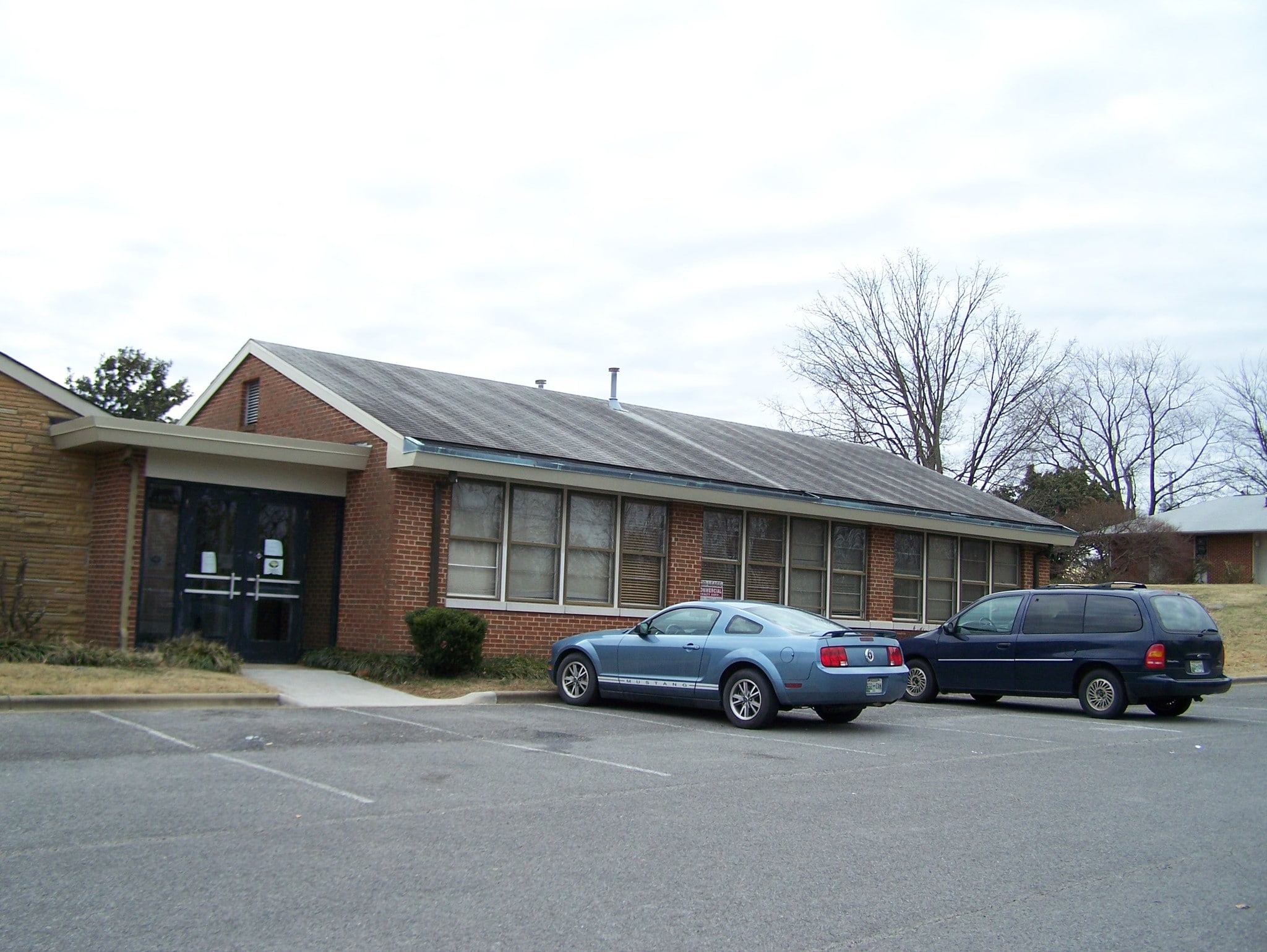 8200 Kingston Pike, Knoxville, TN for Rent