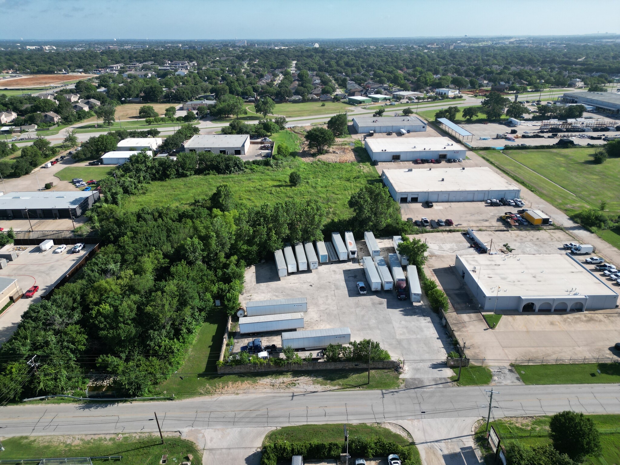 2802 S Pipeline Rd, Euless, TX for Rent