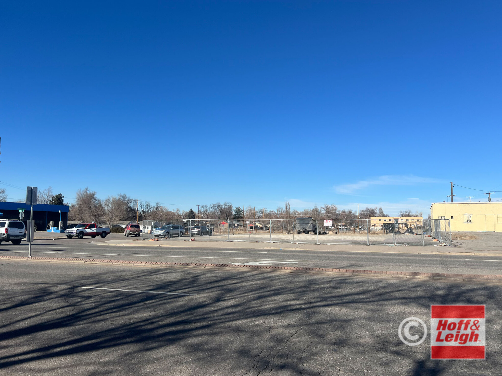 9005 E Colfax Ave, Aurora, CO for Sale