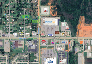 Mustang, OK Commercial - 305 N Sara Rd