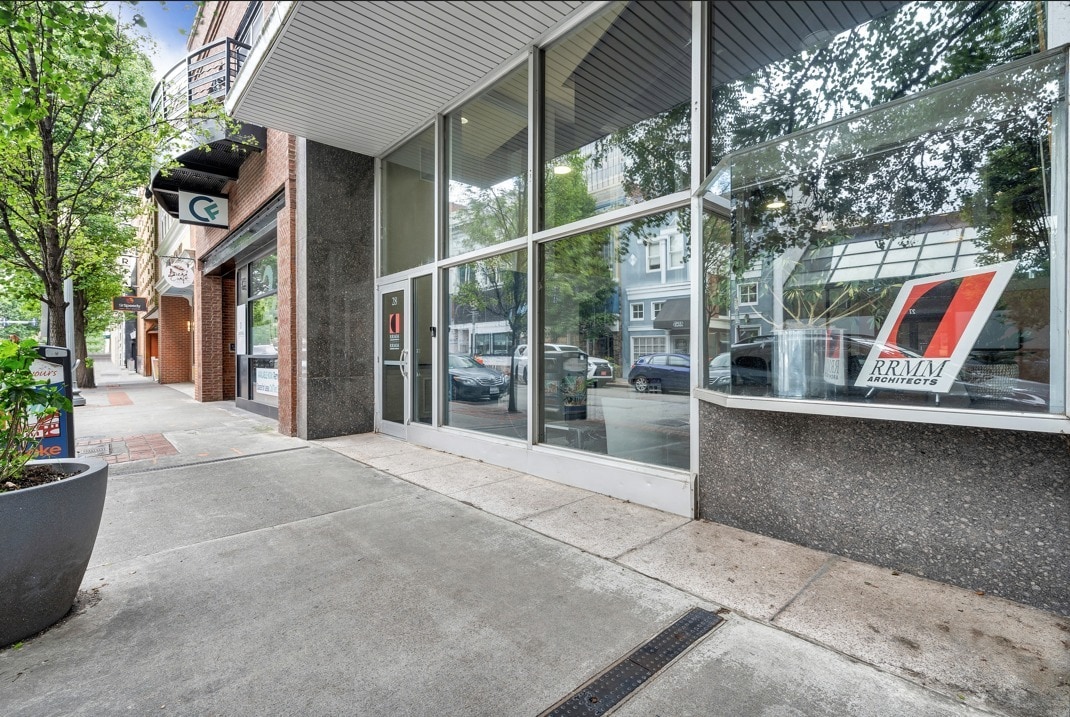 28 Church Ave SW, Roanoke, VA for Sale