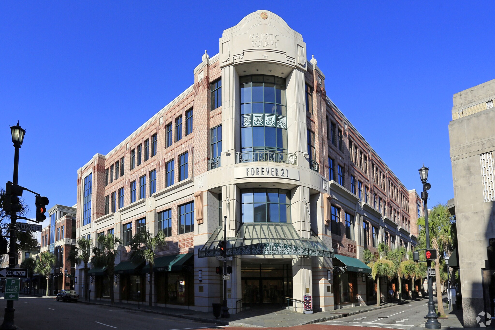 211 King St Charleston Sc 29401 Office Property For Lease On Showcase Com