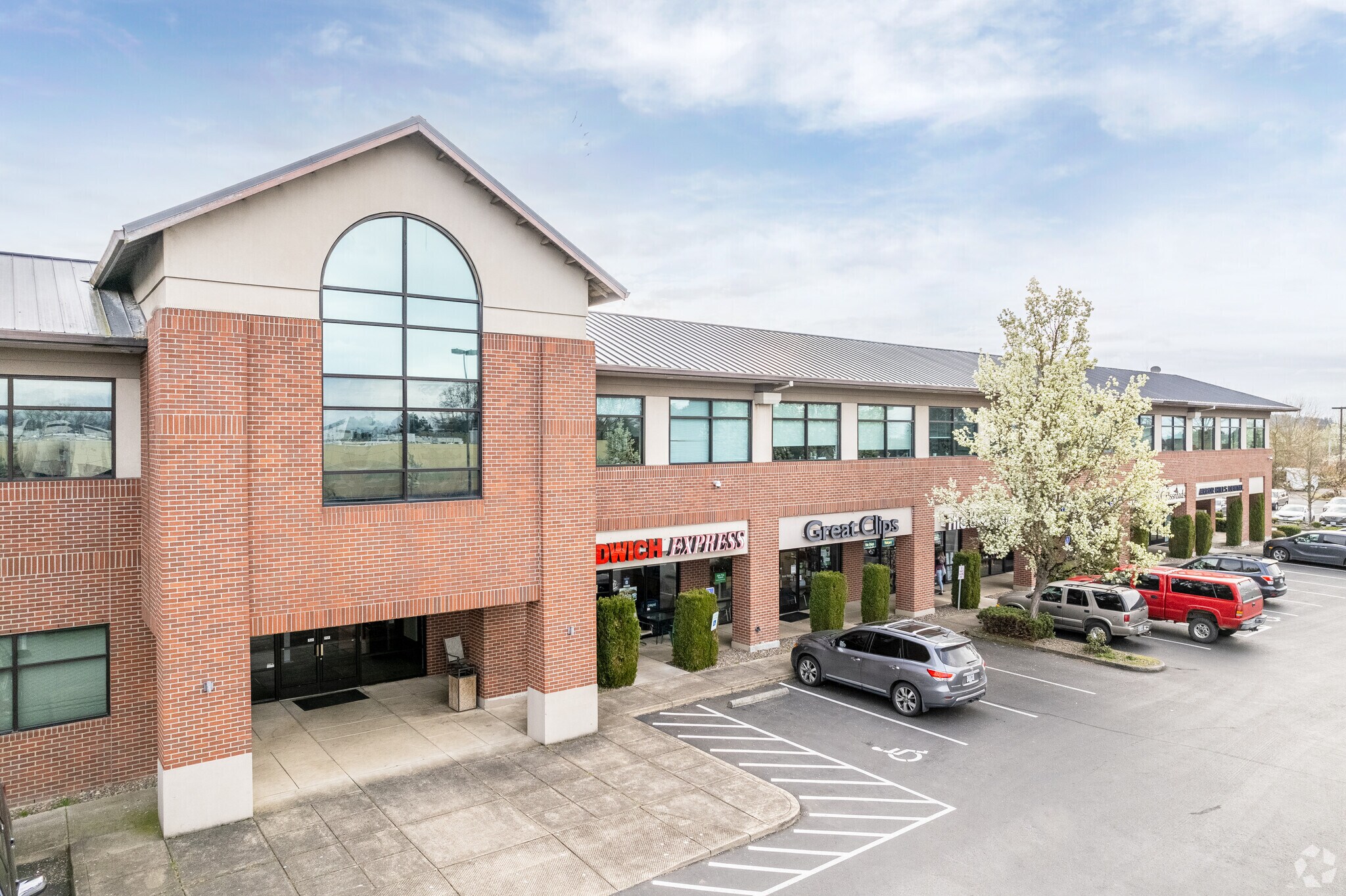 901 N Brutscher St, Newberg, OR for Rent