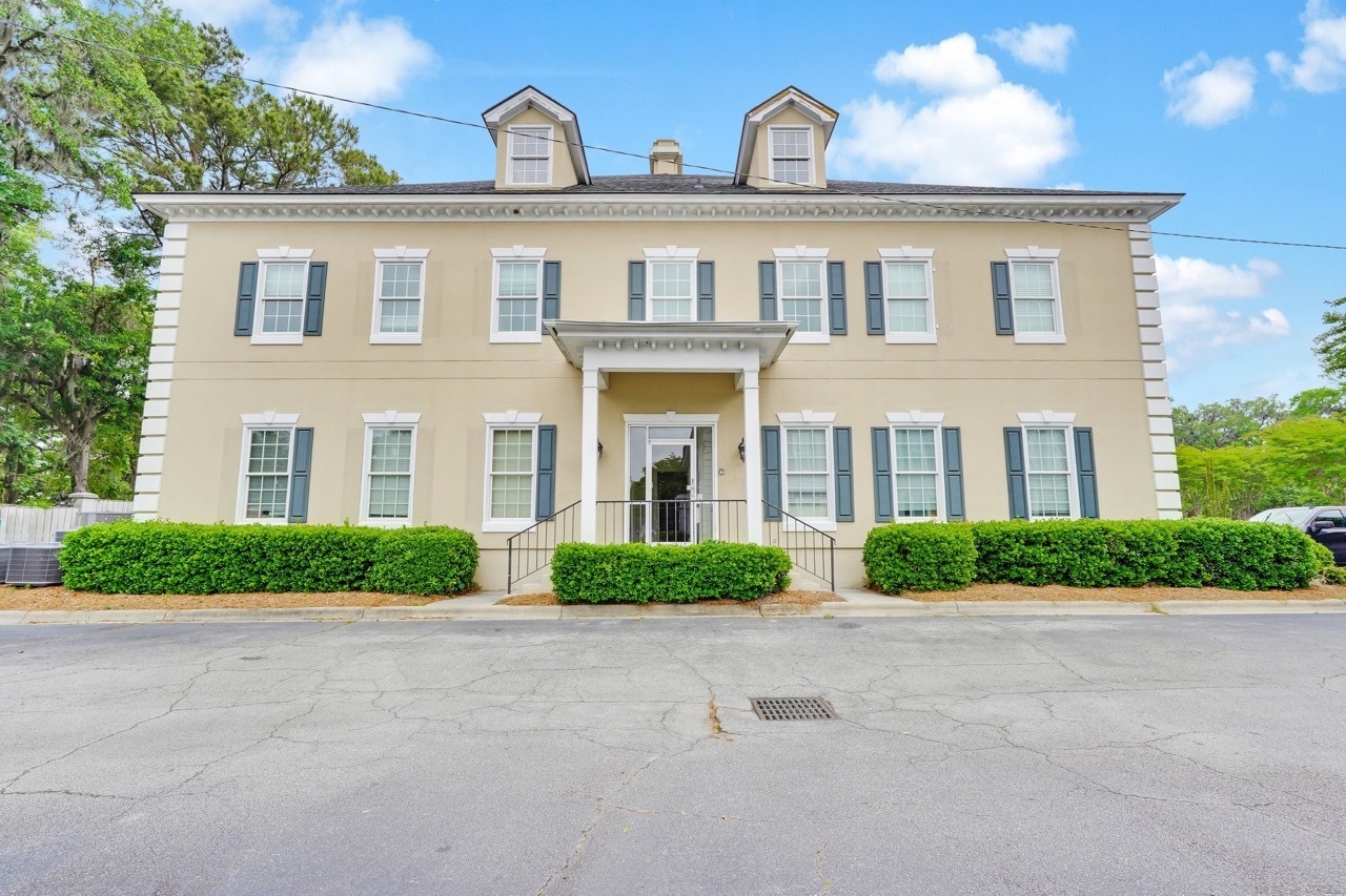 7393 Hodgson Memorial Dr, Savannah, GA for Rent