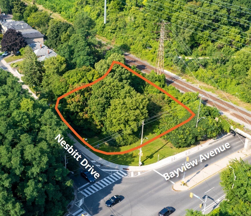 Bayview And Nesbitt, Toronto, ON for Sale