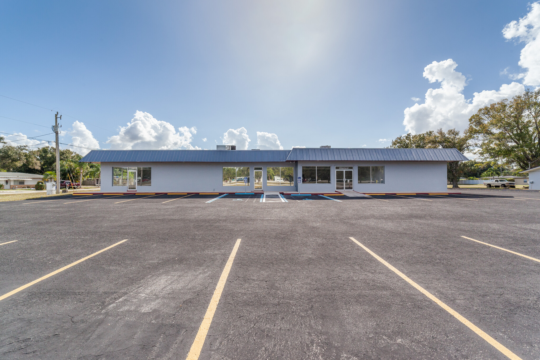 4750 Bayline Dr, North Fort Myers, FL for Rent