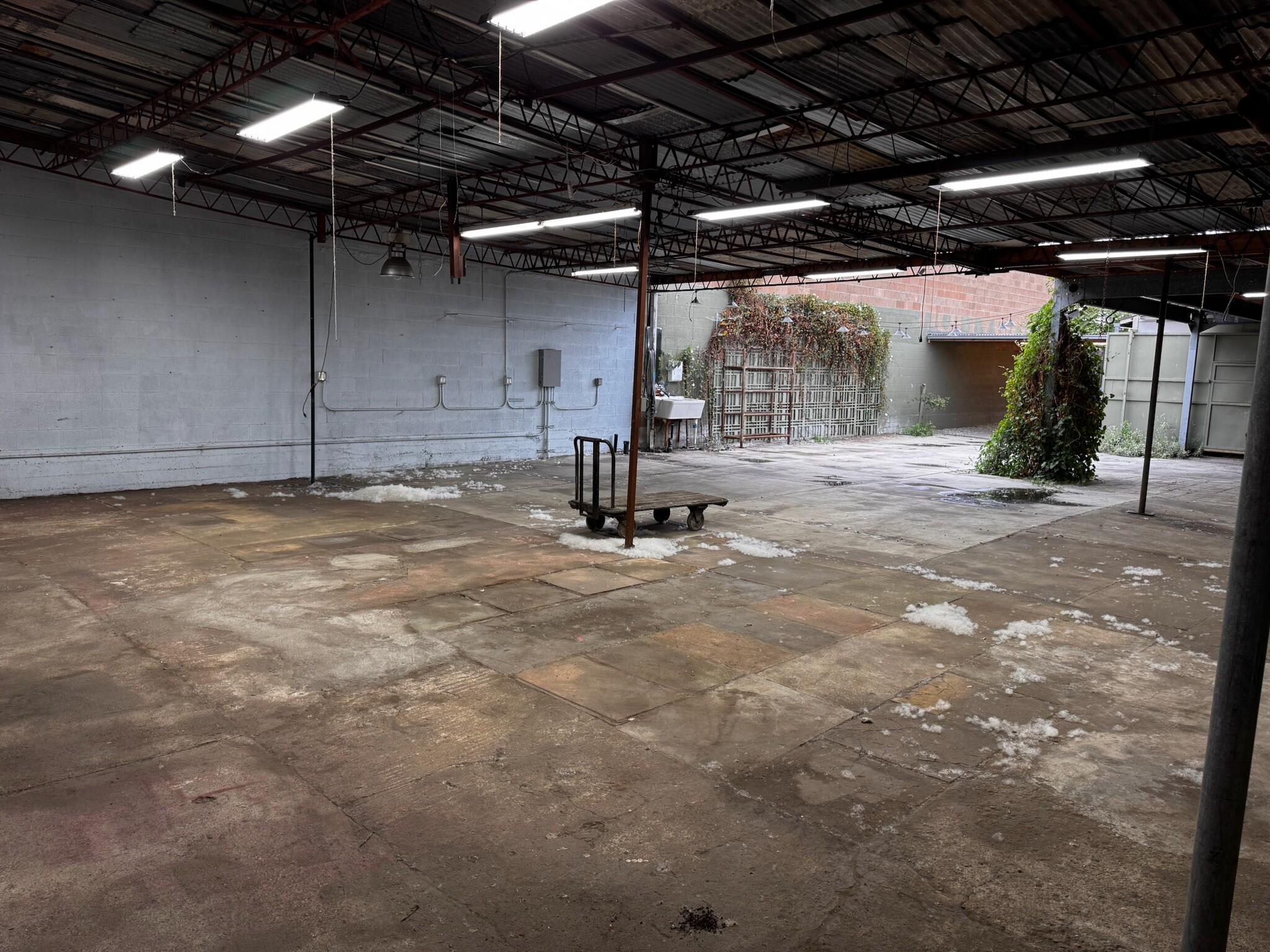 2910 Denby Ave, Los Angeles, CA for Rent