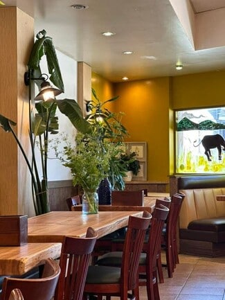 Vancouver, BC Restaurant - 2780 Kingsway