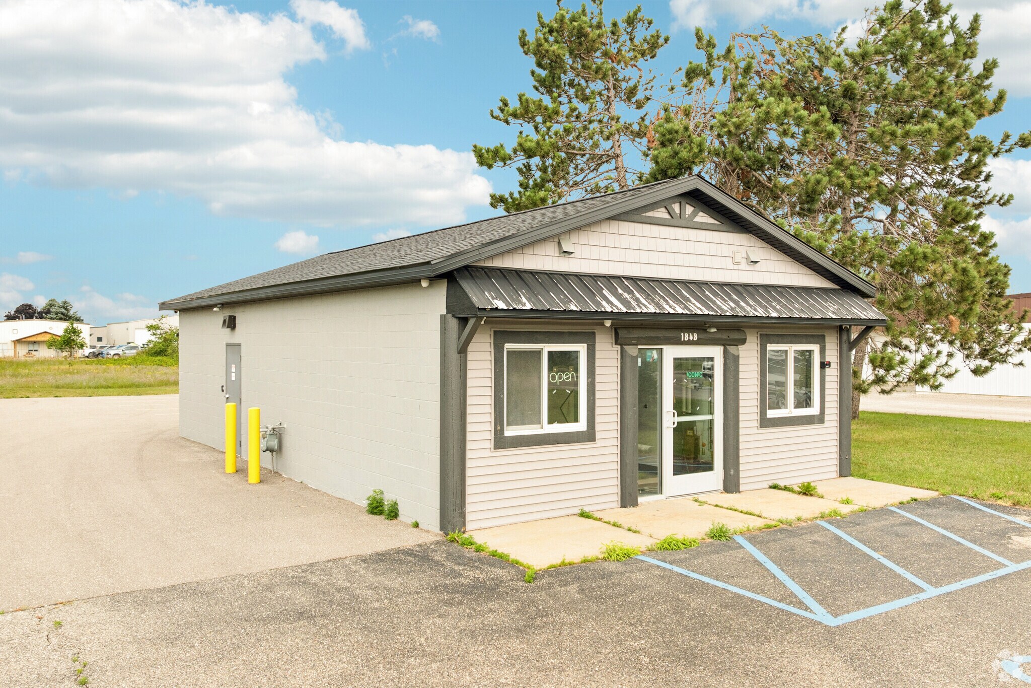 1848 Dickerson Rd, Gaylord, MI for Sale