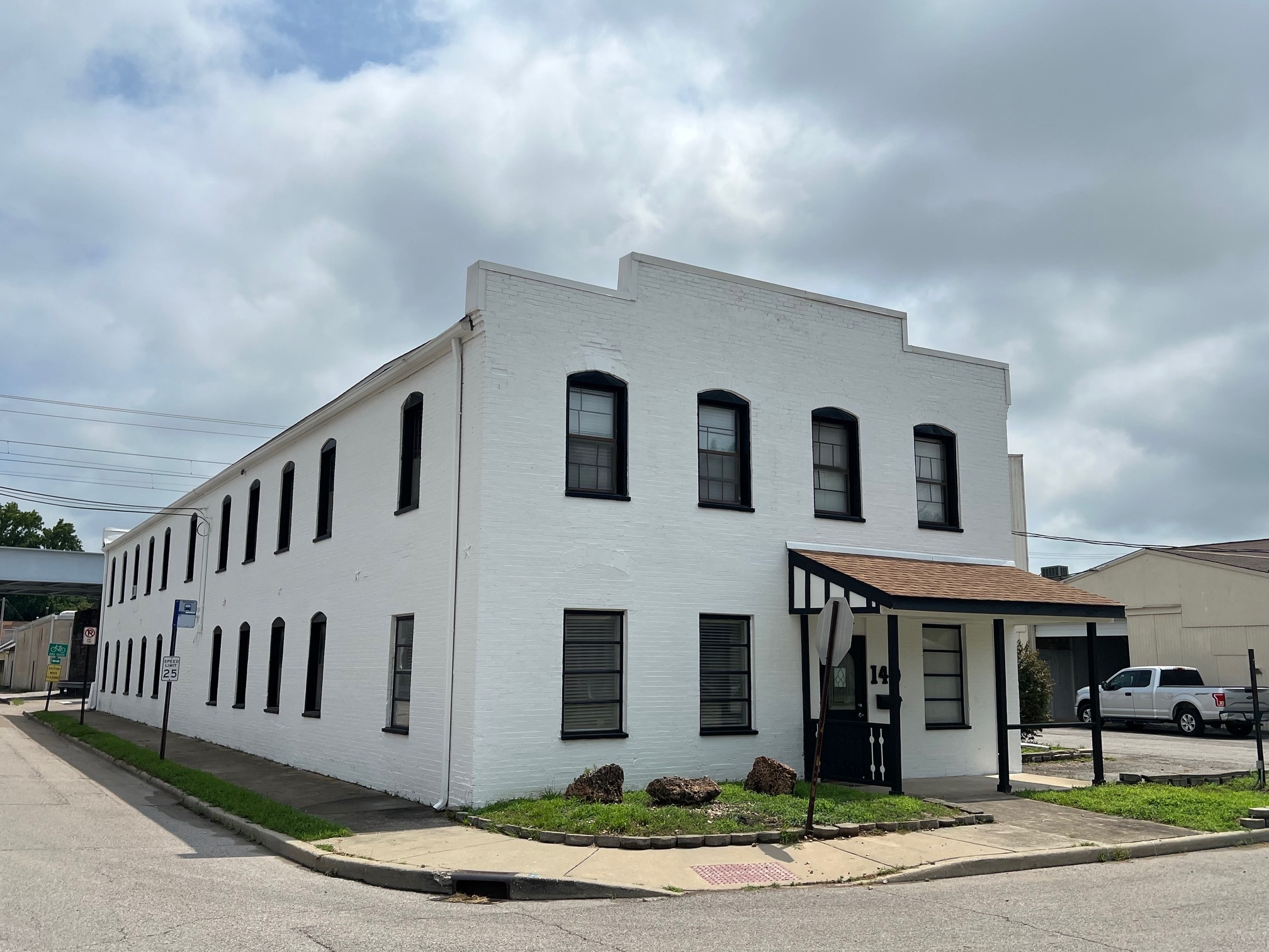 140 Iowa Ave, Belleville, IL for Sale
