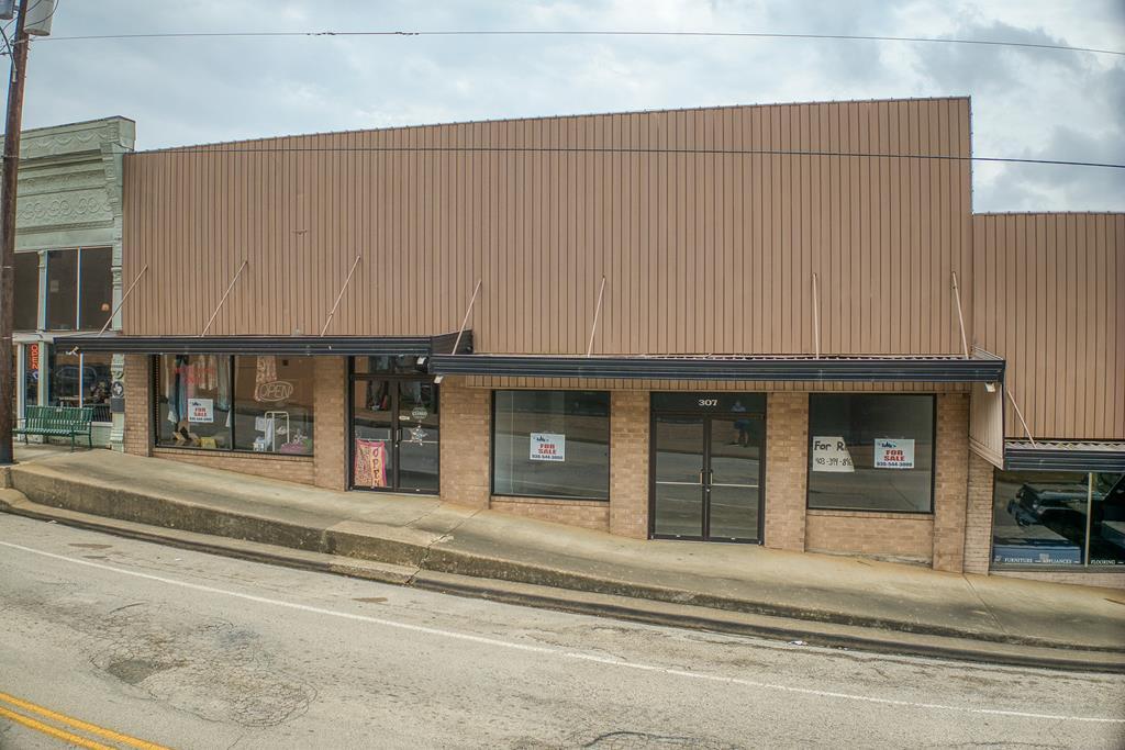307 E Goliad Ave, Crockett, TX for Sale
