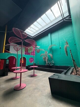 Houston, TX Retail - 1201 St Emanuel St