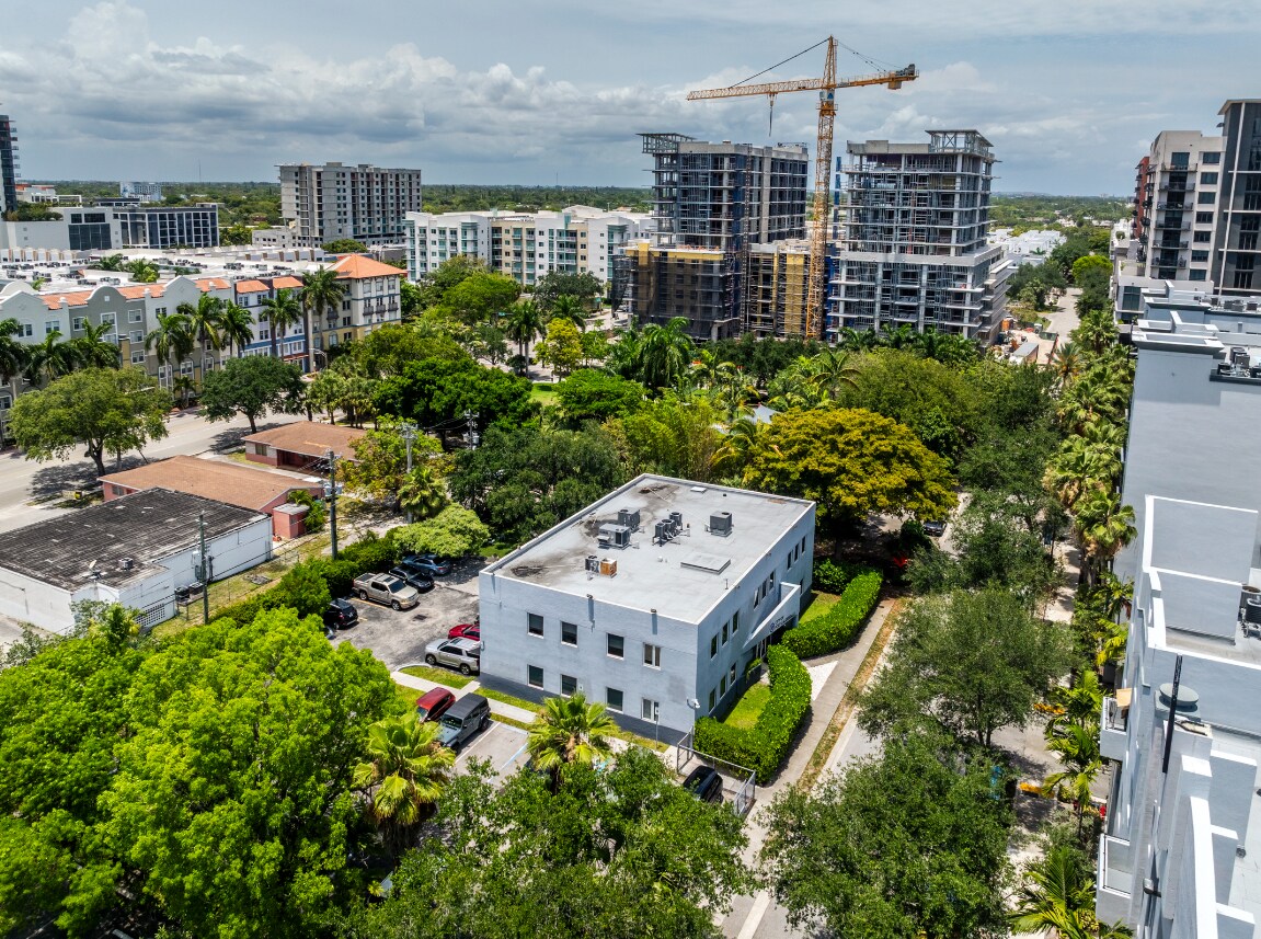 521 NE 4th Ave, Fort Lauderdale, FL for Sale