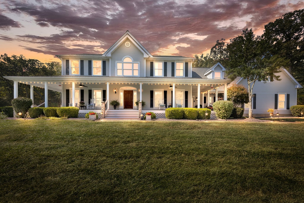 300 Femme Osage Valley Ln Augusta, MO 63332 Specialty Property for