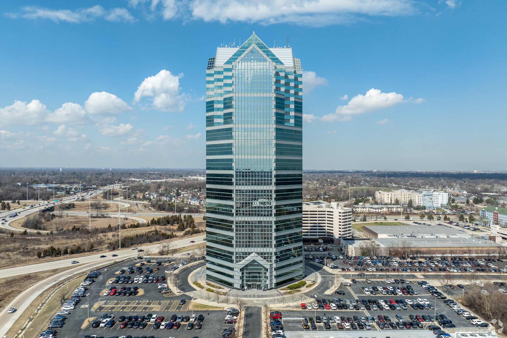 1 Tower Ln, Oakbrook Terrace, IL for Rent