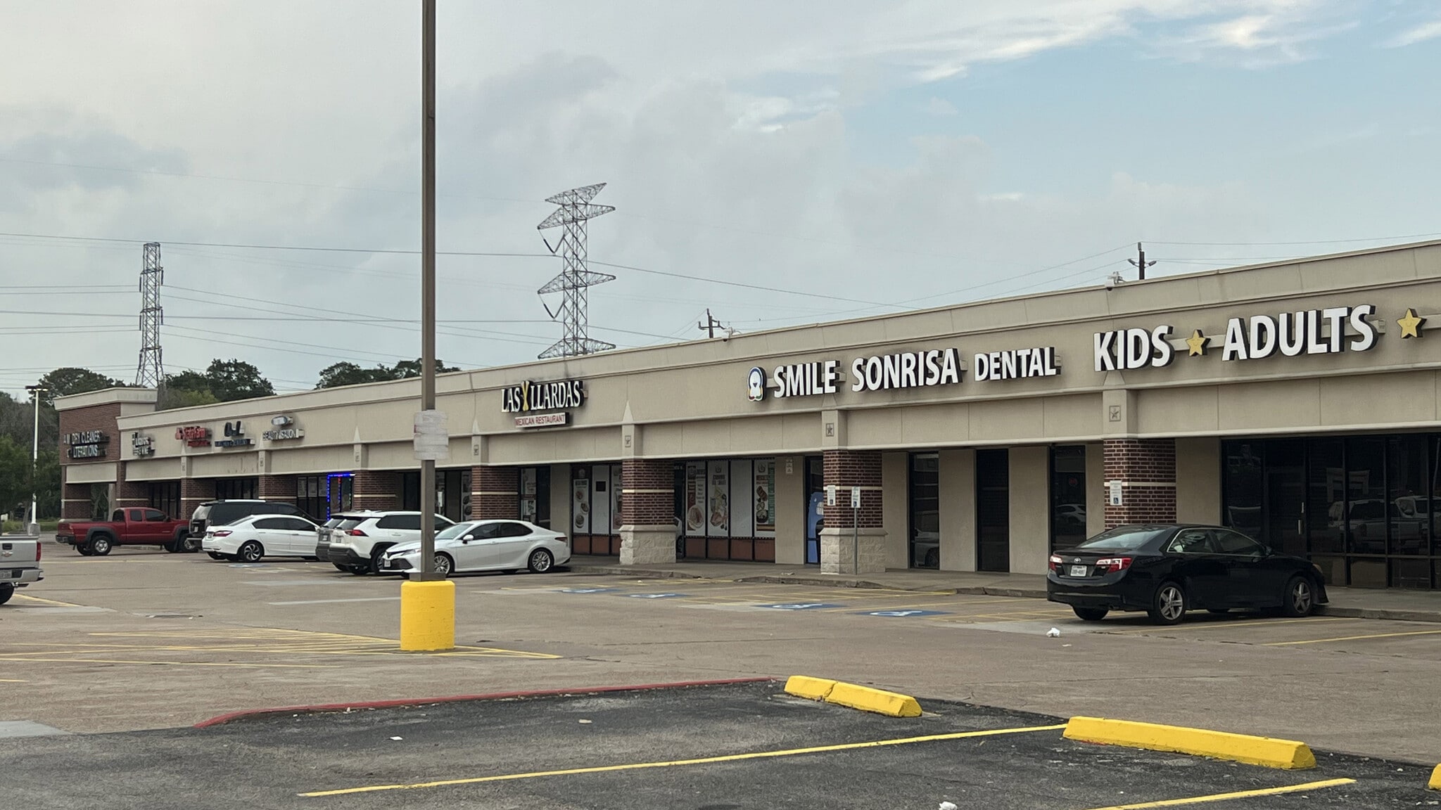 2400 Gessner Rd, Houston, TX for Rent