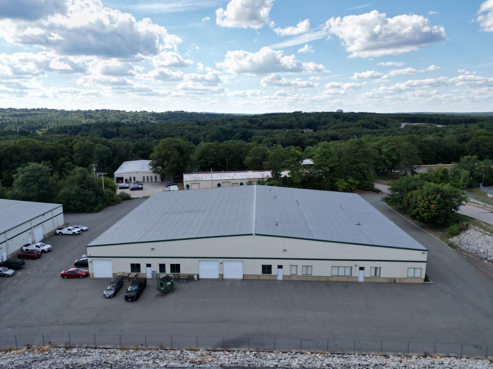 47 October Hill Rd, Holliston, MA for Rent