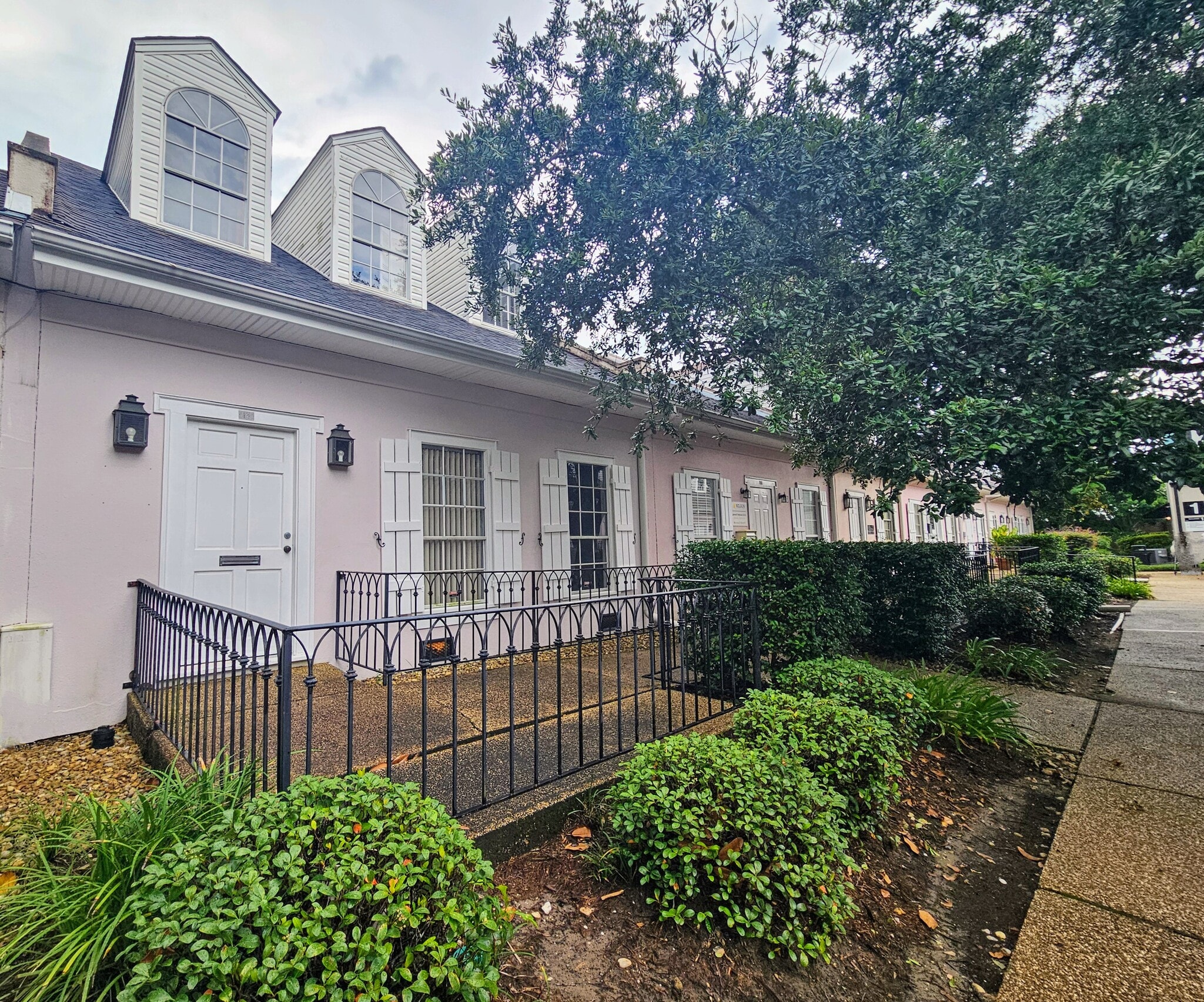 3939 Houma Blvd, Metairie, LA for Sale