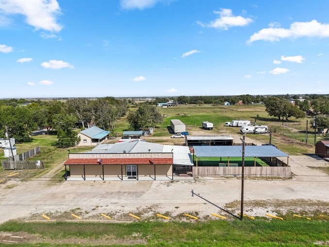 1520 Henderson Avenue, Palacios, TX for Sale