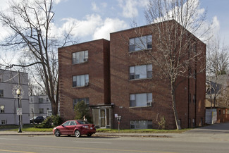 Mississauga, ON Apartments - 222 Lakeshore Rd E