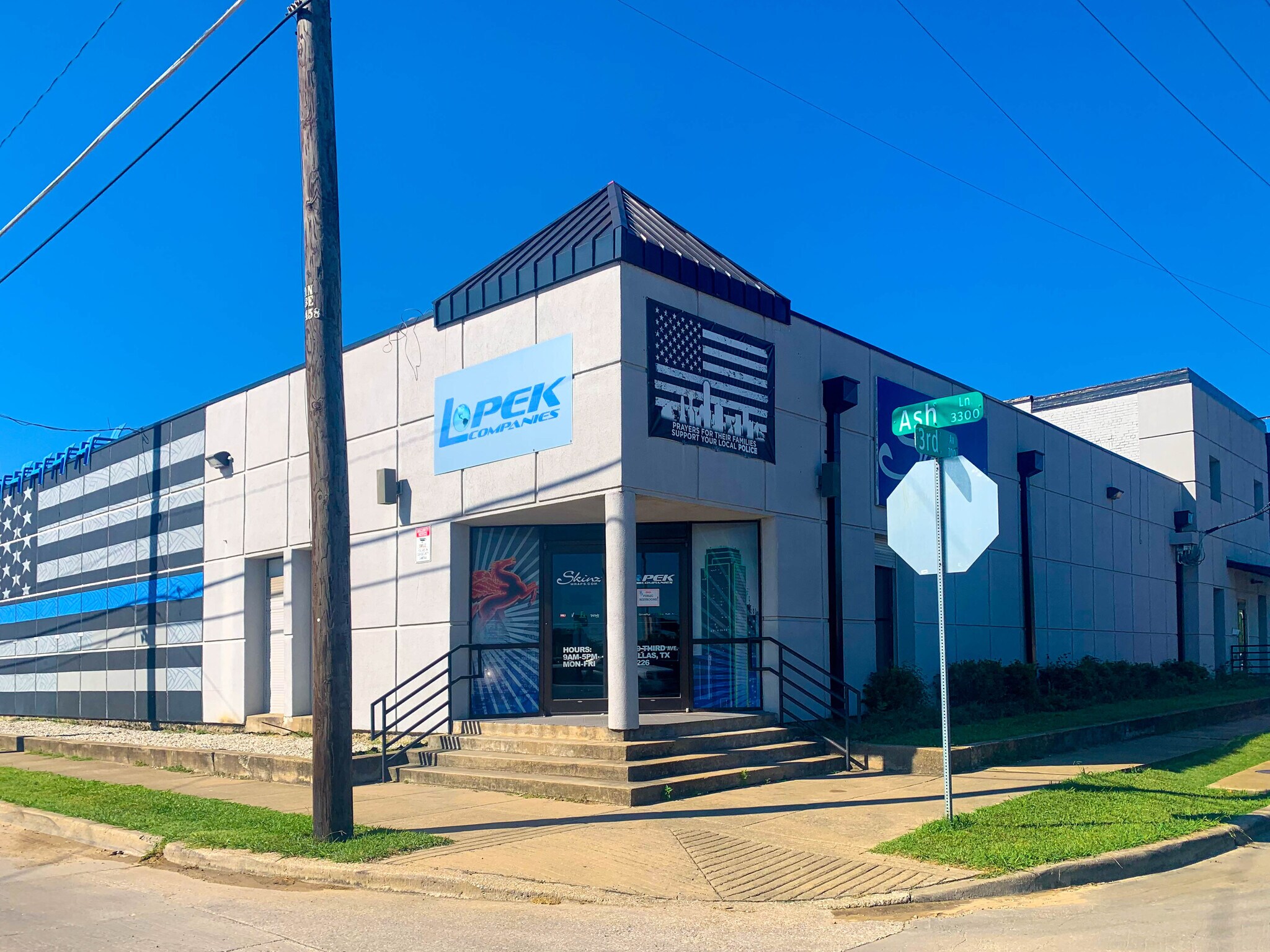 725 3rd Ave Dallas, TX 75226 Industrial Property for Sale on