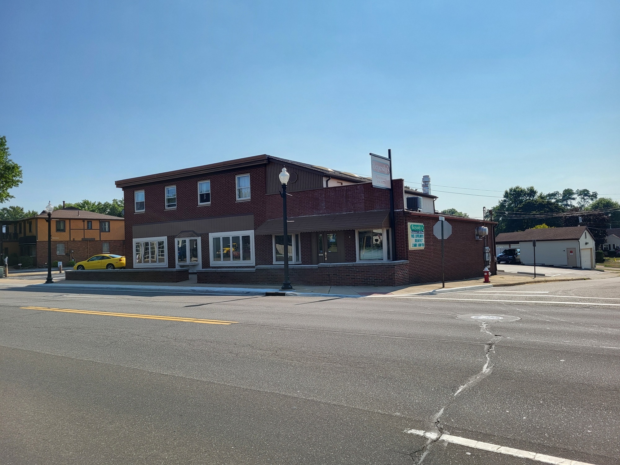 531-533 N Main St, Canton, OH for Sale