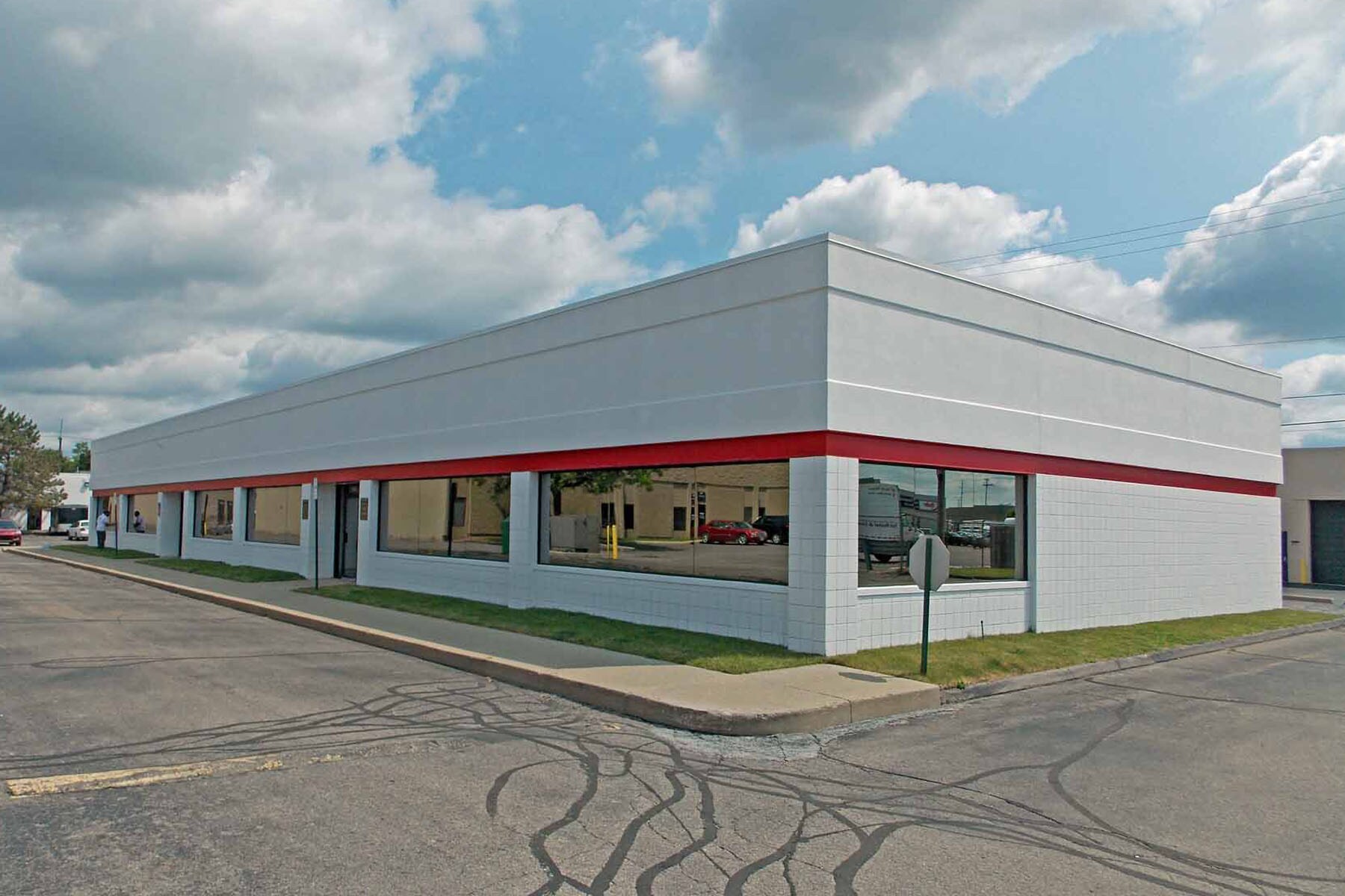 37545-37557 Schoolcraft Rd, Livonia, MI for Rent